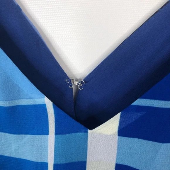 Evereve Allison Joy Sleeveless Wrap Dress Belted Blue Geometric Large - Picture 6 of 6